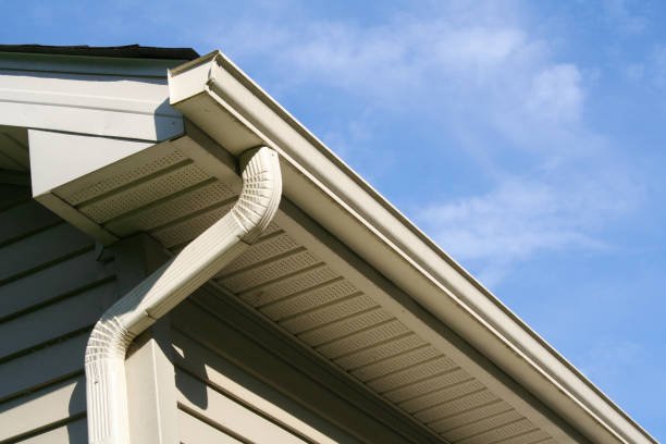 Langhorne PA Gutter Cleaning 9 istockphoto 926327710 612x612 1
